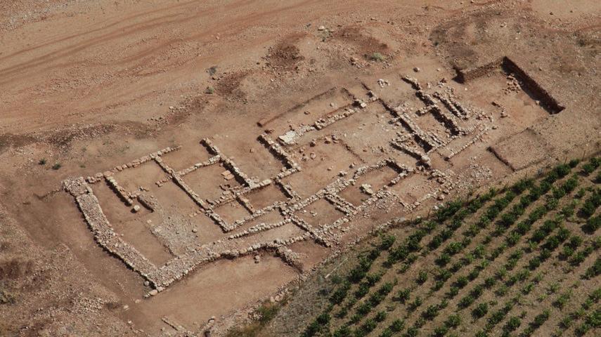 05 Αεροφωτογραφία της αγροικίας στη θέση Ταμπούρι.