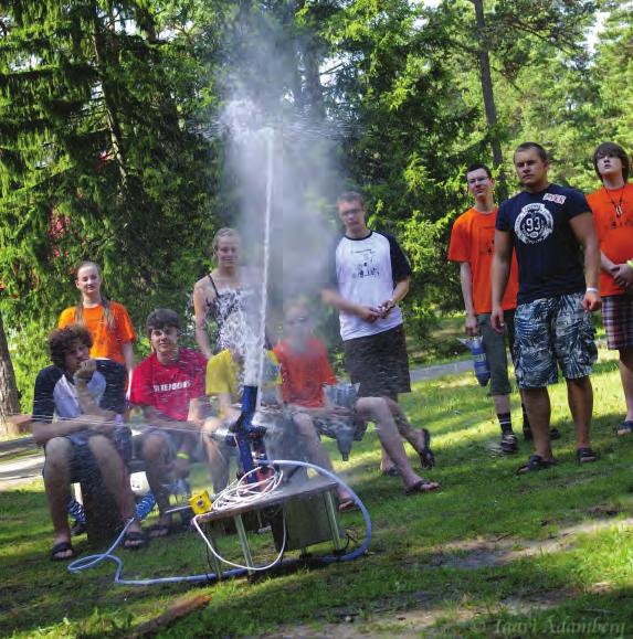 Maailm ja maailmapilt Kui meenutada, mida koolis on loodusainetes juba varem õpetatud, võib üldistades öelda, et õpetatud on seda, mis on seotud meid ümbritsevaga.