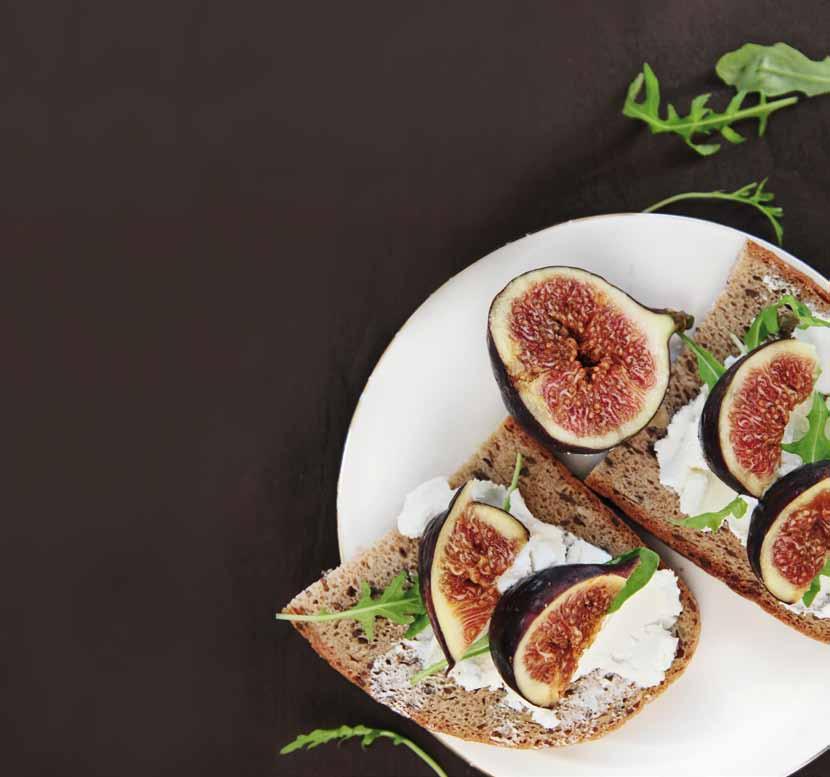 16 Ponudba meseca: Figov kruh Ob posebnih priloænostih obiskovalcem Preπernove rojstne hiπe kot okusno dobrodoπlico