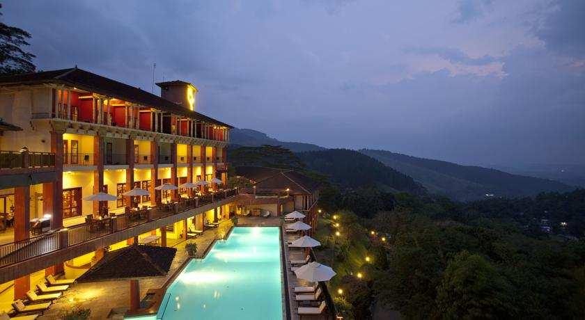 Ξενοδοχεία Amaya Hills Kandy 4* sup. Το Amaya Hills Kandy βρίσκεται στην πλαγιά ενός λόφου µε θέα στο δάσος Heerassagala.