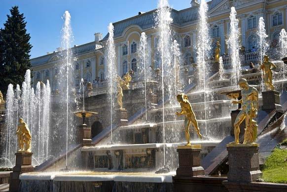 8 η Ημέρα Αγία Πετρούπολη Ανάκτορα Πέτερχορφ Μετά το πρωινό μας, θα έχουμε χρόνο ελεύθερο για να επισκεφθούμε το κέντρο της Αγίας Πετρούπολης.