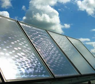 Želite priključiti tudi sončne zbiralnike? Želite priključiti tudi sončne zbiralnike? Visokotemperaturni ogrevalni sistem Daikin Altherma lahko po izbiri izkorišča sončno energijo za ogrevanje vode.