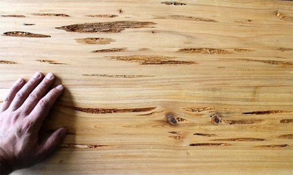 Το πεύκο, αν και θεωρείται το σπουδαιότερο και ένα από τα καταλληλότερα είδη ξύλων για την ξυλοναυπηγική, στις μέρες μας η χρήση του έχει περιοριστεί αρκετά.