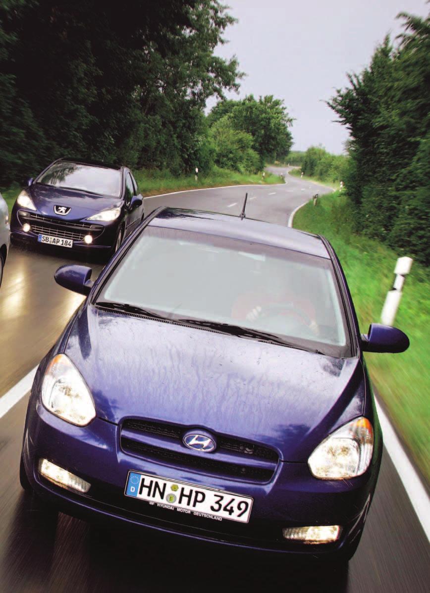 uωtaisyti Šio testo automobiliai vingiuotuose užmiesčio keliukuose jaučiasi tarsi