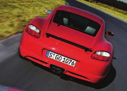 Jam sekėsi neblogai, tačiau variklis akivaizdžiai per silpnas Porsche Cayman S - greitas automobilis. 100 km/h jis pasiekia per 5,6 s. Jo stabdžiai geriausi.