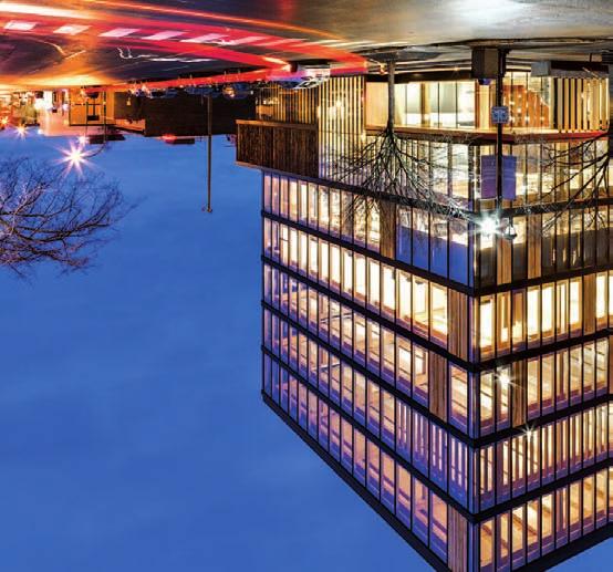 Το Κέντρο Καινοτόμου Σχεδιασμού Ξύλου (Wood Innovation Design Centre) στον Καναδά σχεδιάστηκε έτσι, ώστε να επιδείξει τις δυνατότητες του ξύλου στην οικοδόμηση πολυώροφων κατασκευών, δεδομένου ότι