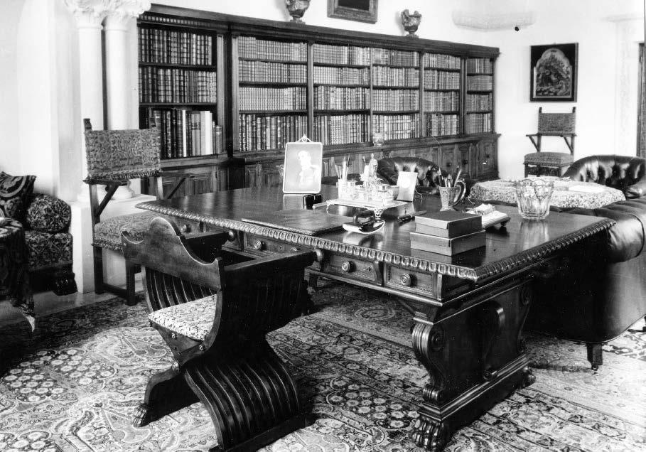 Биљана Црвенковић 5. Ентеријер краљевог кабинета (1934), Војни музеј у Београду, збирка фотогарфија 5.
