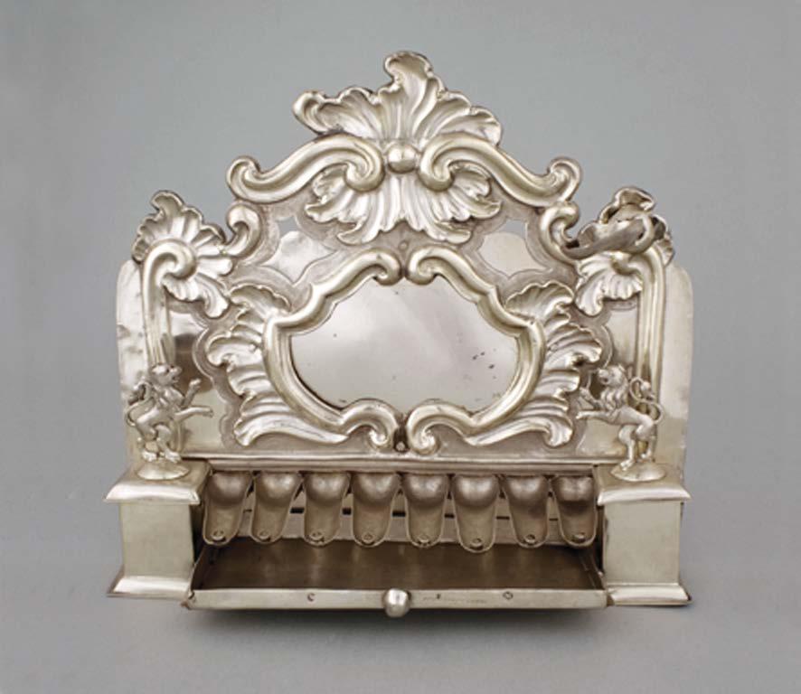 Alicja Kilijańska 4. Менора, Нирнберг, Георг Кристоф Гец, 1753 1763. Народни музеј у Кракову 4. Hanukkah lamp, Nuremberg, Georg Christoph Götz, 1753 1763.