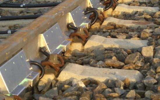 омогућује праћење бочних и вертикалних сила на одређеној дужини пруге. Пример коришћења таквог система на дужини деонице од 22 m је дат на слици 4.