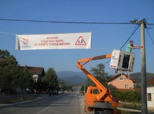 На основу утврђеног чињеничног стања може се констатовати да је стање задовољавајуће, но и поред тога су уочени одговарајући недостаци и то: недостаје око 80 саобраћајних знакова СТОП, на неким