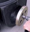 На терену можете помоћу мањег ровокопача уз