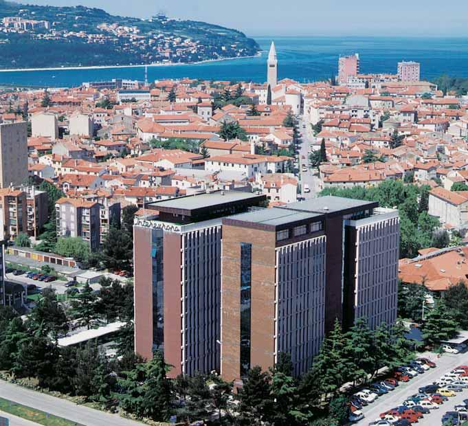 Aktualno: Strateπke smernice 03 Na~rtovanje je odgovor na prihodnost Konec letoπnjega leta se izteka Strateπki razvojni naërt koncerna Intereuropa za obdobje do leta 2005.