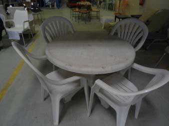 Cup Shape Chairs LOT 45 (ID:87439)