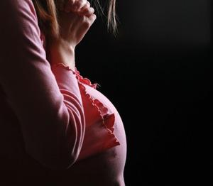Palielināts risks agrīnam spontānam abortam (30-50%) 3.