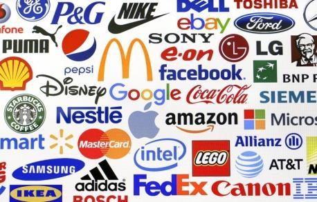 (Παρένθεση) Μάρκα (Brand) & Προϊόν Ποια είναι η διαφορά? 1. Οι επιχειρήσεις κατασκευάζουν τα προϊόντα, οι Καταναλωτές δημιουργούν τις Μάρκες 2.