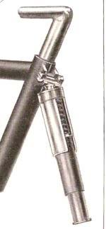 1904 Pope Men s Rambler Chainless Model 451C Ο σκελετός περιλαμβάνει μία πίσω ανάρτηση αποτελούμενη από ένα τηλεσκοπικό φυσίγγιο όπου στο εσωτερικό του βρίσκεται ένα σπειροειδές ελατήριο και ένα