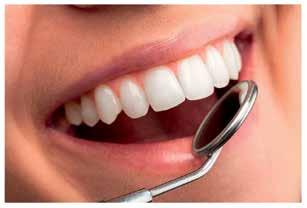 Παρασκευάστε τα δόντια όπως θα έκανε ο οδοντίατρος για τις όψεις (Εικ. 6α, β).