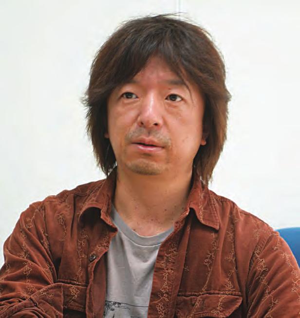 Профессорын ярилцлага Хацүнэмик -н Crypton Future Media ХК-н захирал Профессор Ито Хироюки Ирээдүйгээс ирсэн эхний чимээ -гээс улбаатай зохиомол шүтээн нь дууны үг болон аяыг компьютерт суулгангуут