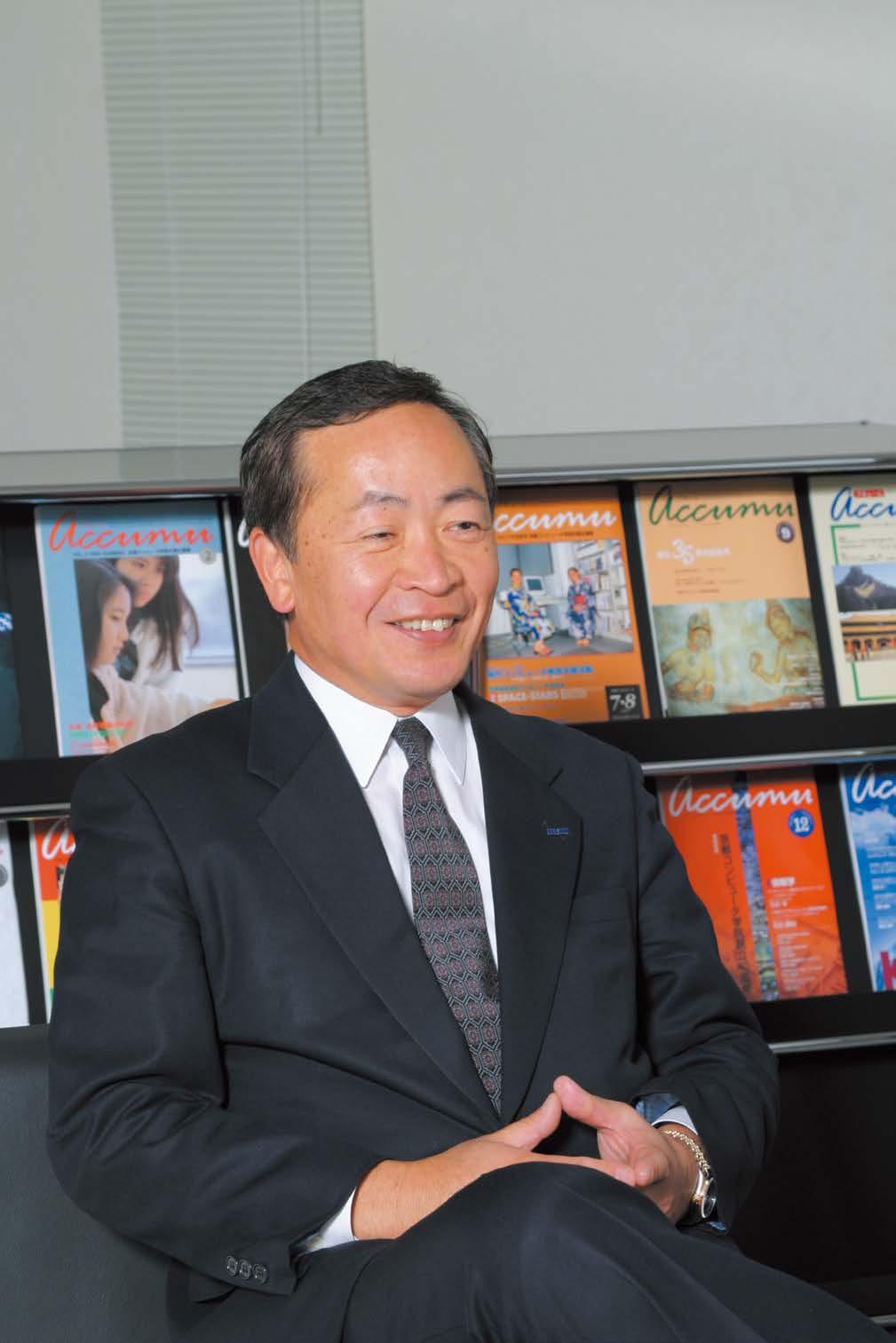 Профессорын ярилцлага Профессор Ueda Harufumi өмнөх SANYO Electric Co.