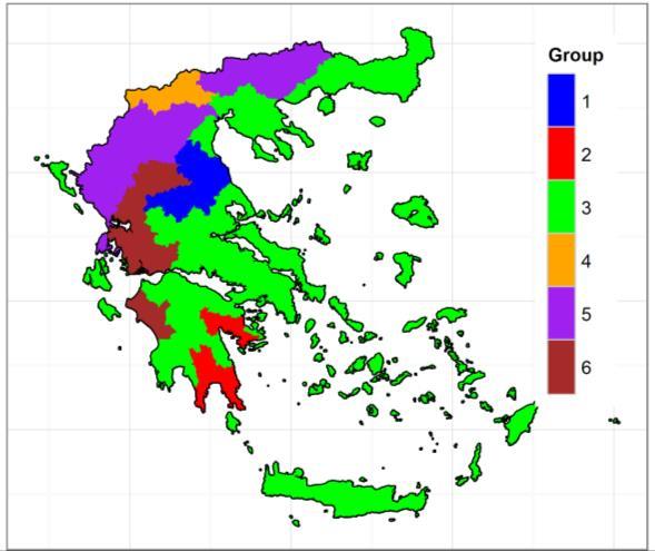 Σχήμα 3.27. Ενεργές και μη ενεργές περιοχές της συνολική ζήτηση ενέργειας ανά ΑΕΠ της Ελλάδας για το έτος 2012 με την χρήση του στατιστικού Getis-Ord Gi*. 3.6 Grouping Analysis Στην Ενότητα 3.