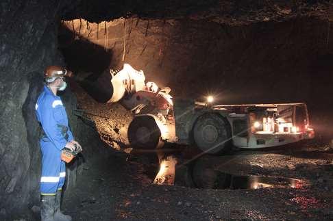 ο. όπως και προσδιορίζεται καμπύλη τάσεων. Κiruna mines υπόγεια Εταιρεία SOMINCOR (Never Corvo Πορτογαλία) Χρησιμοποιούν απλές συσκευές Dräger.