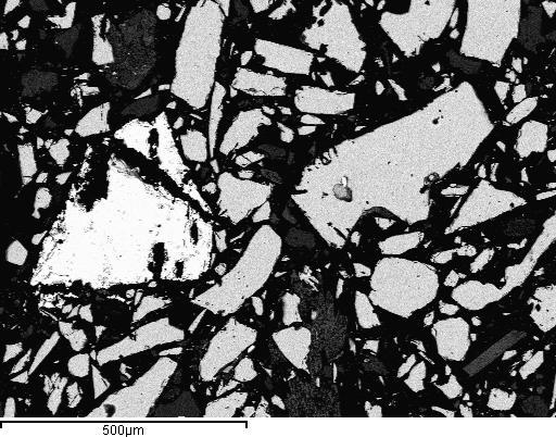 Τα λευκά ορυκτά είναι τα μεταλλικά ορυκτά, Β) Κόκκοι σιδηροπυρίτης, Γ) Χαλαζίας, Δ) Γενική εικόνα ορυκτών στο
