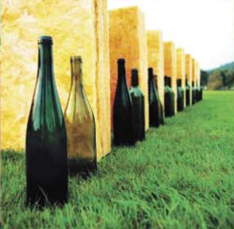 Aastas kasutatakse klaasvilla tootmises ära 28 000 tonni taaskasutatud klaasi (2010).