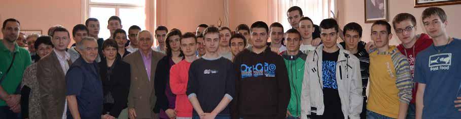 20. 4. 2012. Факултет за европски бизнис и маркетинг из Београда представио свој програм ученицима завршних разреда. Одржан шаховски турнир између ученика и професора наше школе. 22. 4. 2012. Наша школа је била домаћин окружног такмичења из Историје.