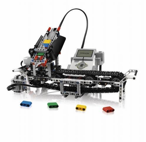LEGO MINDSTORMS Education EV3 Βελτιώστε την εκμάθηση μαθηματικών με τις καλύτερες λύσεις στην κατηγορία της ρομποτικής Υπάρχει καλύτερος τρόπος να διδάξετε μαθηματικά στους μαθητές σας από τη