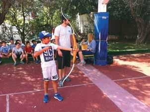 Ομαδικά Αθλήματα ιοργάνωση φιλικών αγώνων και πρωταθλημάτων καλαθοσφαίρισης, πετοσφαίρισης, αντισφαίρισης, ποδοσφαίρου, αντιπτέρισης καθώς και