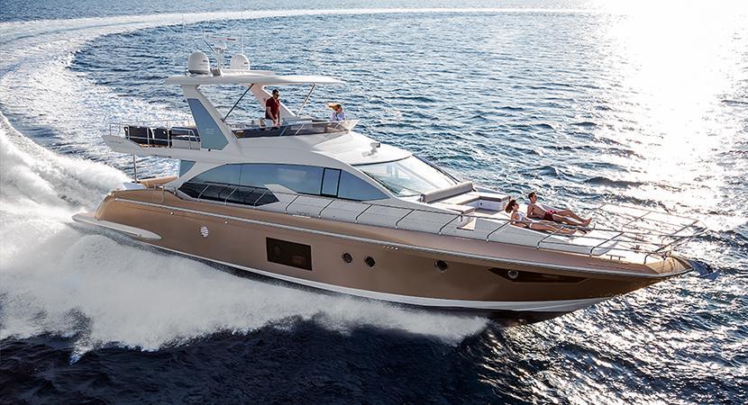 Το Azimut 66 Fly έχει μήκος συνολικά 68 3 (22,1 μέτρα) και πλάτος 17 2 (5,6 μέτρα) ενώ το βύθισμα του είναι 1,75 μέτρα. Eικόνα 3.4 το νέο γιοτ Azimut 66 Fly (πηγή :http://www.powerandmotoryacht.