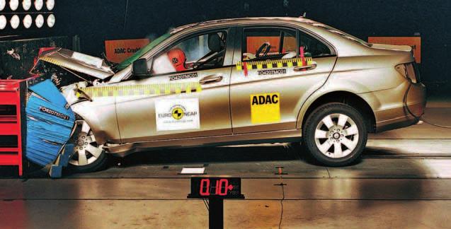 NAUDINGI PATARIMAI Euro NCAP test apωvalga 276 automobili saugumo testas Euro NCAP organizacija naujų automobilių saugumą testuoja dar nuo 1997 metų.