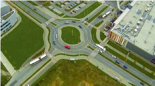 Сл. 1.5: Турбо кружна крстосница во Брно (Чешка) Извор: Tollazi, T., Alternative Types of Roundabouts An Informational Guide, Springer Tracts on Transportation and Traffic, Volume 6, 2015, XIV, 206 p.