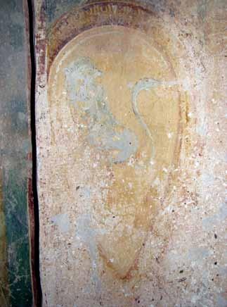 Сл. 13. Штитот на св. Теодор Тирон, Манастир Матејче, наос. следната четвртина на VI век 106, како и на еден од керамичките релјефи од Виничкото Кале (крај на V - поч. на VI век) 107.