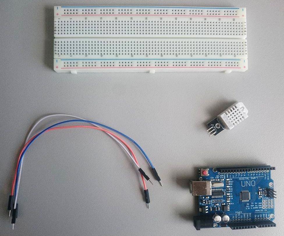 DHT22 Αισθητήρας Φθηνός (~2,5-3 ανάλογα με το αν είναι σε πλακέτα) Τάση λειτουργίας 3V με 5V Ρεύμα με λειτουργία σε μέγιστη χρήση (όσο ζητά δεδομένα) 2.