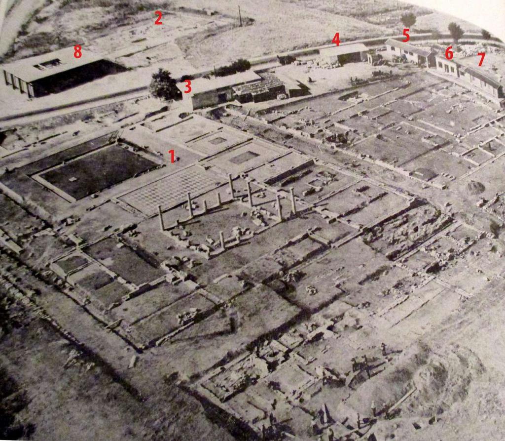 6. Πελλα 1961 (Petsas, ό.π. fig. 21).