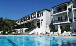 APERITTON HOTEL 2* Βρίσκεται στη Χώρα της Σκοπέλου και προσφέρει κλιµατιζόµενα