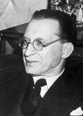 Komisioni Evropian Alcide De Gasperi: ndërmjetës i frymëzuar për demokraci dhe liri në Evropë Në periudhën prej 1945 deri 1953, në rolet e tij si Kryeministër dhe Ministër i Punëve të Jashtme të