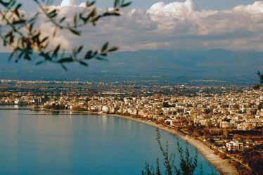 KAΛΑΜΑΤΑ Η Καλαμάτα, είναι πόλη της νοτιοδυτικής Πελοποννήσου και πρωτεύουσα του νομού Μεσσηνίας.