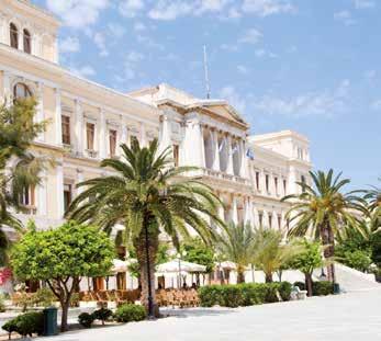 περιβάλλον, σε μια έκταση 20.000 τ.μ. Στον τραγουδισμένο από τον Τσιτσάνη κόλπο του Γαλησσά, μόλις 7 χλμ.
