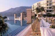 CLUB CASINO LOUTRAKI ΛΟΥΤΡΑΚΙ - ΚΟΡΙΝΘΙΑΣ ΠΑΡΟΧΕΣ: Σε 4 ορόφους κατανέμονται 254 δωμάτια, deluxe (θέα θάλασσα) και executive (θέα βουνό), δωμάτια για άτομα με ειδικές δυνατότητες, για μη καπνίζοντες,