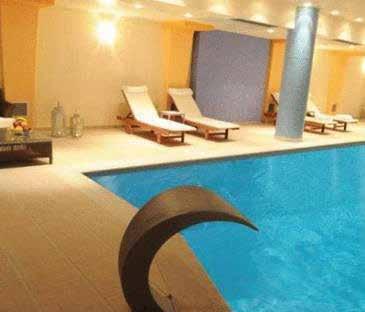 H H H H Rosa Bella Corfu Suite Hotel & Spa Ερμονεσ-κερκυρα ΔΙΑΜΟΝΗ: Αποτελείται από 78 ευρύχωρες σουίτες 40τμ 2 έως 85τμ 2 με πανοραμική θέα στη θάλασσα από όλες τις σουίτες.