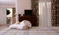 MABELY GRAND HOTEL H H H H H ΚΑΜΠΙ - ΖΑΚΥΝΘΟΣ ΔΙΑΜΟΝΗ: Διαθέτει 108 δωμάτια με εξαιρετική θέα σε ένα ειδυλλιακό φυσικό τοπίο.