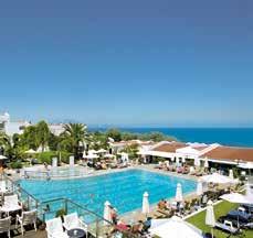 Τιμή κατ άτομο με ημιδιατροφή 1-30/6 1-15/7 16-31/7 1-31/8 1-25/9 1-30/6 1-15/7 16-31/7 1-31/8 1-25/9 Δίκλινο θέα κήπο 275 309 332 360 339 378 425 455 495 467 Δίκλινο πλαϊνή θέα θάλασσα 297 332 355
