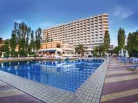 Pool Suite private pool 700 815 920 970 1130 1279 3ο άτομο Suite -50% -50% -50% -50% -50% -50% 3ο άτομο έως 12 ετών Suite ΔΩΡΕΑΝ ΔΩΡΕΑΝ ΔΩΡΕΑΝ ΔΩΡΕΑΝ ΔΩΡΕΑΝ ΔΩΡΕΑΝ 4ο άτομο