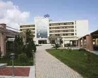 Τα μπάνγκαλοους βρίσκονται στον κήπο του ξενοδοχείου και αποτελούνται από 7 κτήρια, με θέα στον κήπο.