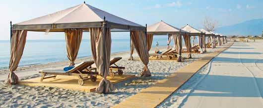 ΔΩΡΕΑΝ ΥΠΗΡΕΣΙΕΣ SPA θερμαινόμενη πισίνα με Jacuzzi,
