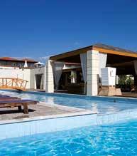 360 435 498 3o άτομο -30% -30% -30% -30% 3 άτομο έως 7 ετών Δωρεάν Δωρεάν Δωρεάν Δωρεάν 3ο άτομο 7-14 ετών -50% -50% -50% -50% 4ο άτομο έως 7 ετών μόνο σε superior Δωρεάν Δωρεάν Δωρεάν Δωρεάν 4ο
