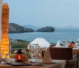 SAN MARCO HOTEL H H H H H ΧΟΥΛΑΚΙΑ - ΜΥΚΟΝΟΣ ΔΙΑΜΟΝΗ: Προσαρμοσμένο απόλυτα στη Κυκλαδίτικη αρχιτεκτoνική και σε πλήρη αρμονία του λευκού και του γαλάζιου, το San Marco είναι χωρισμένο σε 4