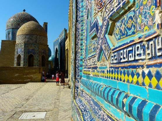 αφήνοντας την Τασκένδη για να οδηγηθούμε στην Σαμαρκάνδη, που από το 2001 ανήκει στα μνημεία παγκόσμιας πολιτιστικής κληρονομιάς της UNESCO.